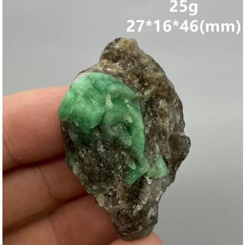 100% Natural green emerald mineral gem-grade crystal specimens stones and crystals quartz crystals from china free shipping