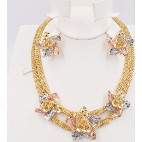 High Quality Dubai Gold 3color Jewelry Set For Women african beads jewlery fashion necklace set earring jewelry