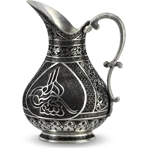 Morya Copper Water Pitcher with Lid Beverage Carafe Elegant Decanter Jug Juice Handmade Vintage Style Buttermilk Drinkware White 2L