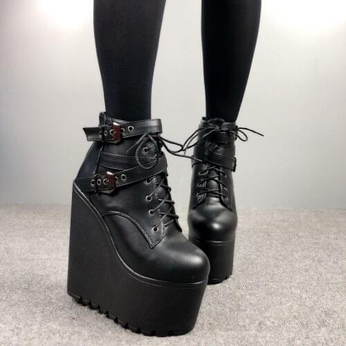 2019 autumn and winter new 16CM wedge with womens boots increased DJ short non-slip boots