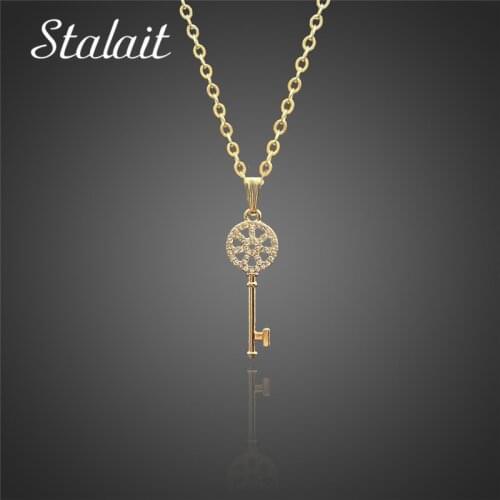 Gold Micro Pave Rhinestones Key Pendant Necklace Dreamcatcher Circle Round Golden Plated Chain Charm Jewelry Gift New Arrival