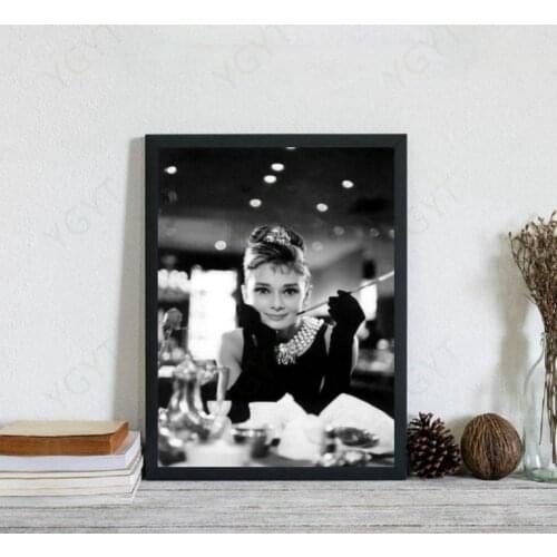 Prints Poster Wall Art Modular Canvas Audrey Hepburn Pictures Celebrity Painting Home No Framework Background Living Room Decor