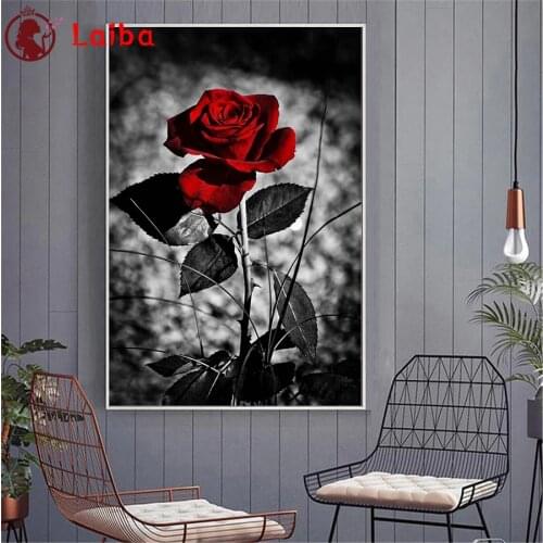 Diamond Embroidery Modern black and white art, roses Full Square round Diamond Mosaic Art Painting Cross Stitch Wall Decor