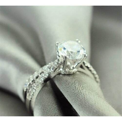 Stunning Test Positive 1Ct 6.5mm D-Color Moissanite Diamond Ring Platinum 950 Ring Wedding Ring for Her