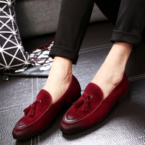 New Fashion Suede Leather Loafers Mens Flats Tassel Retro Slip-On Breathable Shoes Comfortable Loafers Shoes Men