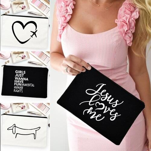 Jesus Loves Me Cosmetic Makeup Bags Pouch Travel Wash Bag Womens Casual Daily Toiletries Large Capacity Storage Make Up Bags