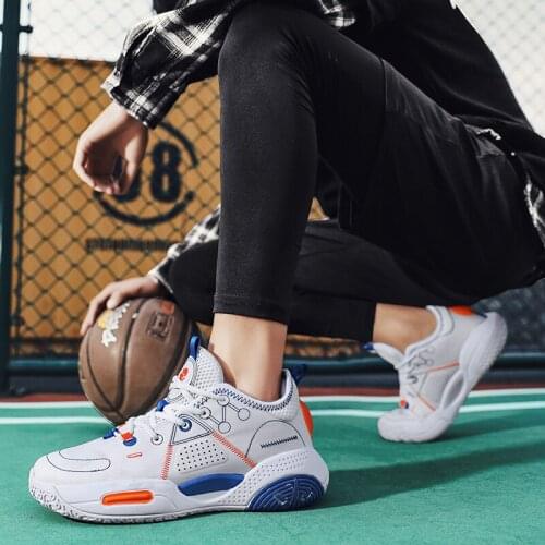 Mens Casual Shoes New Hard-Wearing Student Baskethaball Shoes Mens Fashion Sneaker Damping Jogging Shoes Mens Vulcanize Shoes