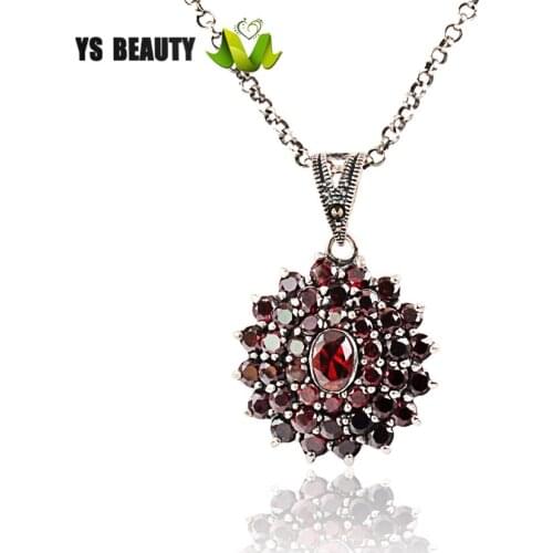 Sunflower sterling silver pendant fashion girl personality dress collocation jewelry suitable European women in the workplace