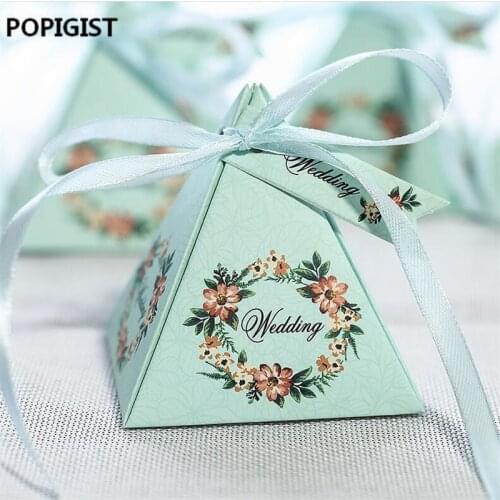 100pcs Creative Floral Triangular Pyramid Wedding Favors Candy Boxes Pink / Purple / Blue Bridal Shower Party Paper Gift Box