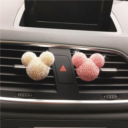 Personalized car air conditioning outlet perfume Interior decoration for ladies Auto Parfum Air Freshener Car Styling Diffuser