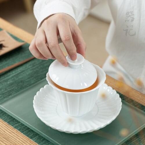 Dehua White Porcelain Petal Tureen Cover Bowl Single Kungfu Tea Cup Large Ceramic Tea Set with Lid and Bowl