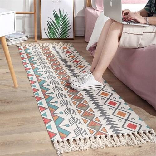 Folk style Retro Bohemian Carpet Hand Woven Cotton Linen Carpet Rug Bedside Rug Geometric Floor Mat Living Room Bedroom Carpet