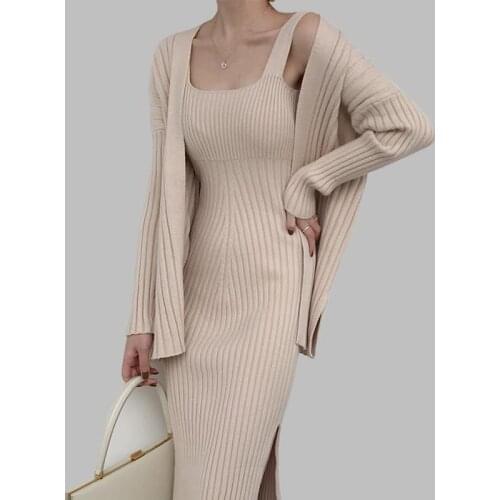 2020 New High Quality Winter Womens Casual Long Sleeved Cardigan + Suspenders Sweater Vest Two Piece Runway Dresses Suit