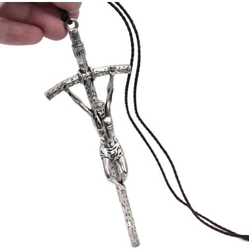 D0AC Church Relics Wall Cross Crucifix Jesus Christ on the Stand Antique Home Chapel Decoration Necklace