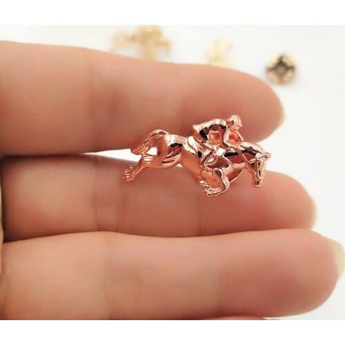 Horse clothes pin badge Fashion horseback riding Shape Brooch pins Men and women Brooch jewelry Gift wholesale lot