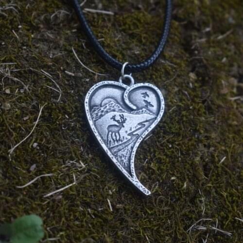 SanLan 1pcs Forest Moose Necklace for Women Outdoor Adventure, Wanderlust heart Jewelry