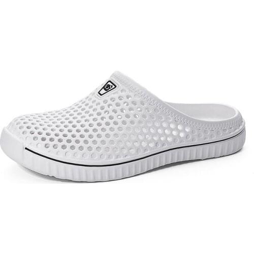 Men Summer Shoes Sandals 2020 New Breathable Cool Water Beach Garden Shoes Men Seaside Sandals Light Soft Shoes Chaussure Homme