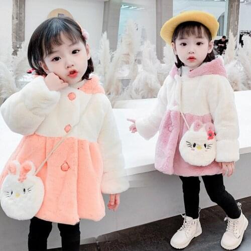High quality Girls Warm Winter Coat Thicken Flannel Kids Hooded Jacket Coat for Girl Outerwear Baby Girls Clothes Give away Bag