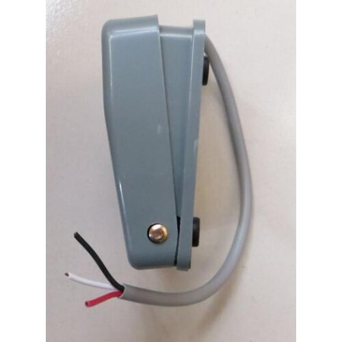 Foot press switch with cable 250V 10A