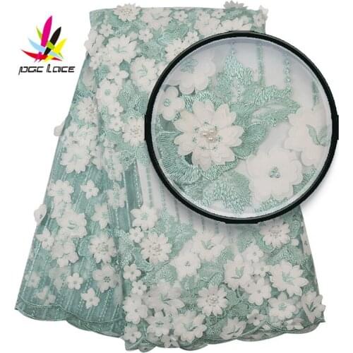 2019 Hot Sale Handmade Beads 3D Wedding Dress Applique Bridal White Lace TulleLace Fabric XZ2806B-3