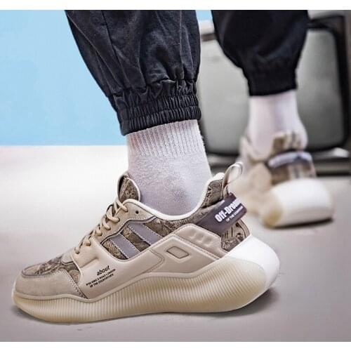 Mens Casual Shoes Autumn and Winter Trend High-top Lightweight Outdoor Sports Casual Shoes Mens Fashion Sneakers