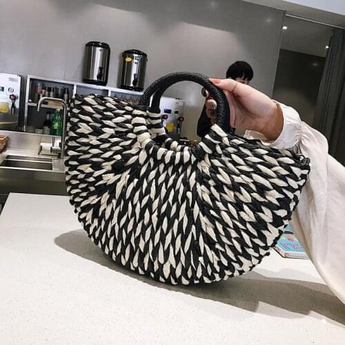 Casual Rattan Half Moon Handbags Women Designer Beach Straw Bags Summer Wicker Woven Large Totes Ladies Travel Purses Bali Bag