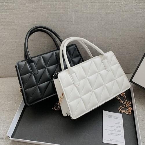 Popular ladies small bags 2021 early spring new trendy fashion rhombus messenger bag simple one-shoulder armpit small square bag