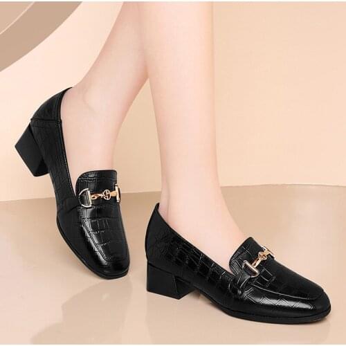 Genuine leather shoes womens British style womens shoes 2021 new autumn soft bottom ladies mid-heel soft leather Thick heel