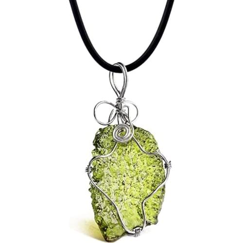 11-15g Moldavite Pendant Necklace, Irregular Natural Energy Stone Aerolites Czech Crystal Pendant Necklace Elegant