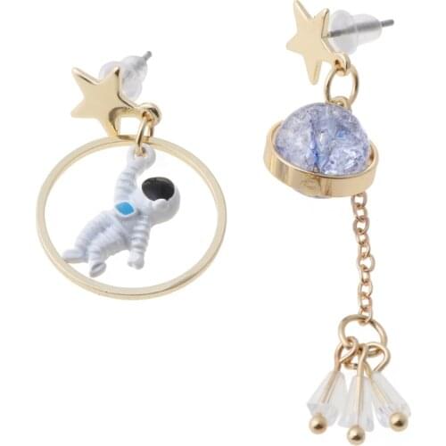Cute Cartoon 3D Astronaut Spaceman Earrings For Women Girls Asymmetrical Planet Star Moon Drop Earrings Fashion Jewelry
