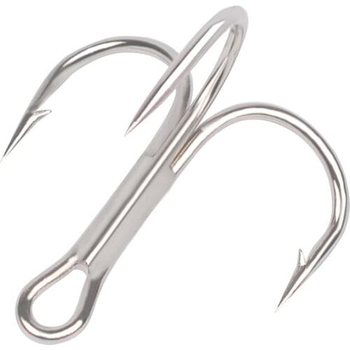 Treble Fishing Hooks 50pcs/lot Silver Super Strong Round Bend Barbed Triple Hooks Size 2# 4# 6# 8# 10# 35647