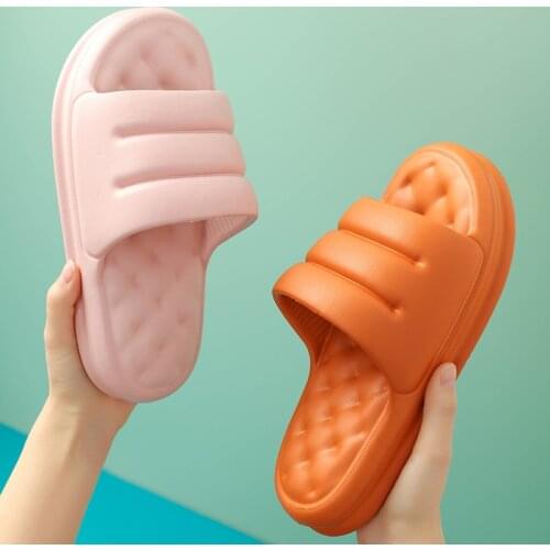 Designer Slides Summer Concise Indoor Women Bath Slippers Thick 4cm Heel Bedroom Couples Flat Shoes Non-slip Home Ladies Slides