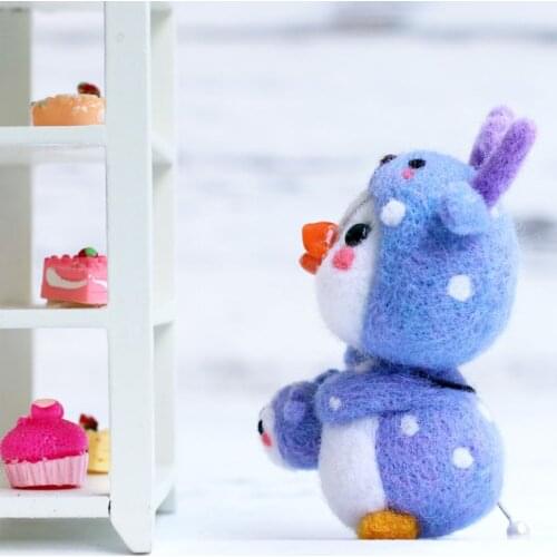 Elk Penguin Wool Felt Craft DIY Unfinished Poked Set Handcraft Material Bag Pack E56C