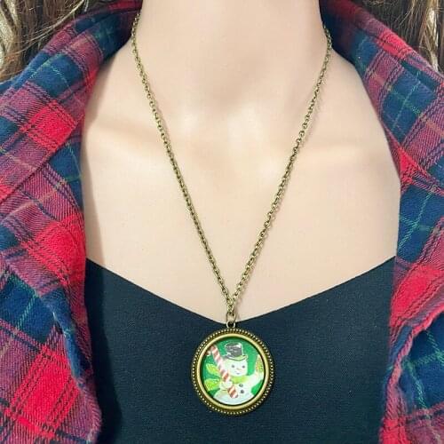 U-Magical Fantasy Christmas Gold Metal Charming Round Time Glass Snowflake Santa Pendant Necklace for Women Necklace Jewelry