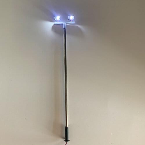 2 PCS HO Scale Model lighting tower, tower lights Model Lights Layout Lamppost Train/Garden/Playground/Stadium Overhead Lights