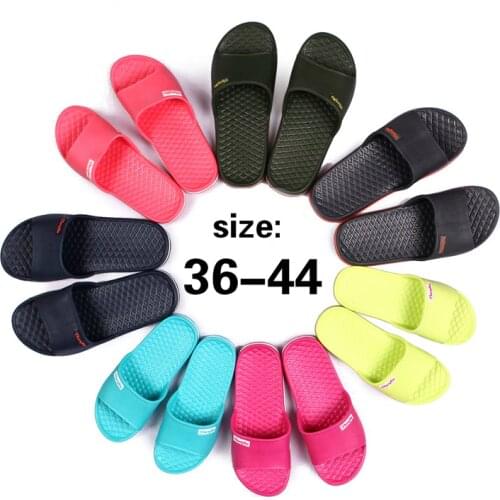 New Mens Slippers Indoor Nice Non-Slip Home Bathroom Slippers For Man Woman Unisex Footwear Soft Sole Flip Flops Lovers Family