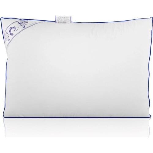 Стиль вашей спальни Large Pillows