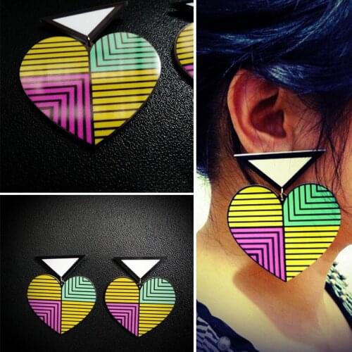 Geometric Stripe Heart Pendant Acrylic Earrings for Women Girl Personality Drop Earring Exaggeration Fashion Jewelry Accessories