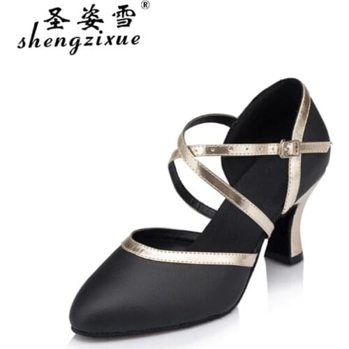 WUXIJIAO Modern Latin dance shoes Womens Ballroom dancing shoes black leather Party Autumn and Winter Square dance shoes