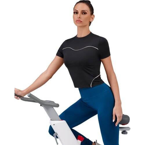 2021 Quick Dry Stretch Slim Fit Yoga Tops Womens Gym Shirt Workout Running Breathable T-shirts Female Sports Top Clothing