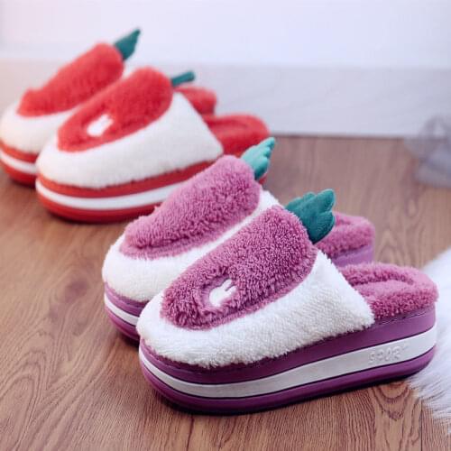 Size 41 Winter Slippers Women Fluffy Platform Shoes Women Home Cute Strawberry Shoes Slide Woman Soft Comfy Slippers for Women