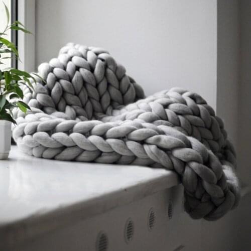 Comfortable Keep Warm Soft Thick Line Giant Yarn Knitted Blanket Handmade Manual Weaving Photography Props Blanket Fashion Style