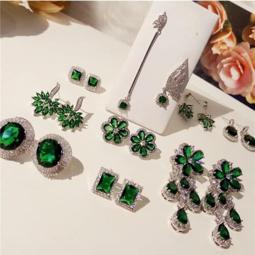 L&Zuan Earrings With Stones