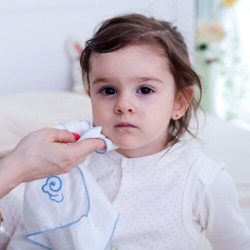 Cotton Gauze Newborn Baby Infant Face Hand Bathing Towel Bibs Feeding Square Towels handkerchief baby bibs slabbetjes 4 pieces