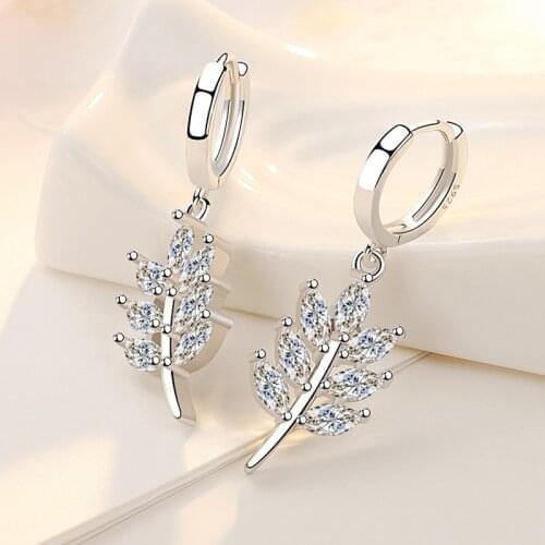 2021 Korean 925 Sterling Silver Crystal Leaf Charm Stud Earrings For Women Girl Elegant Wedding Jewelry eh1079