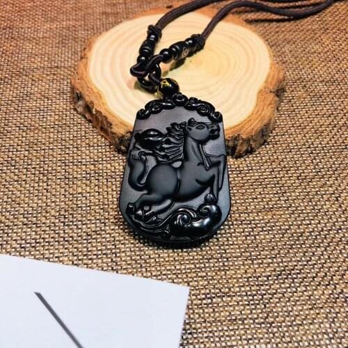Natural obsidian Zodiac horse pendant obsidian feather horse pendant + with high-end sling