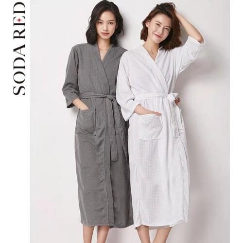 2021 New Summer Couples Bathrobe Fashion Womens Nightgown Waffle Absorption Quick Dry Homewear Cozy Oversize Night-Robe Female
