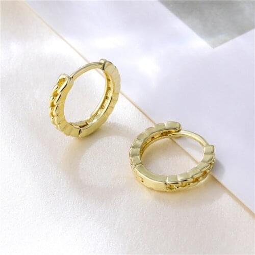 Simple Fashion Round Hoop Earrings Female Vintage Gold Color Small Earrings For Women Wedding Jewelry Punk Metal Bridal Earrings