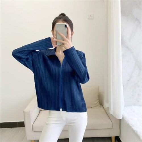 Spring Autumn Miyak Pleated Jacket Female Turndown Collar Zipper Long Sleeve Solid Color Causal Slim Outerwear Women Fashion Top