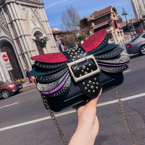 2021 Fashion Design Wings Rivets Shoulder Messenger Crossbody Bags Women Handbag Vintage Ladies Clutch Casual Totes Female Purse